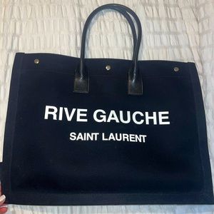 Saint Laurent
Rive Gauche Tote black large